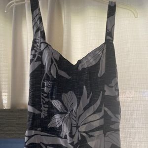 Jumpsuit beautiful back detail